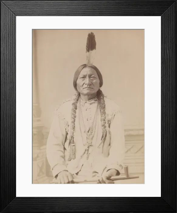 Framed Print : Chief Sitting Bull holding peace pipe in 1885 photo Framed Print : Chief Sitting Bull holding peace pipe in 1885 photo