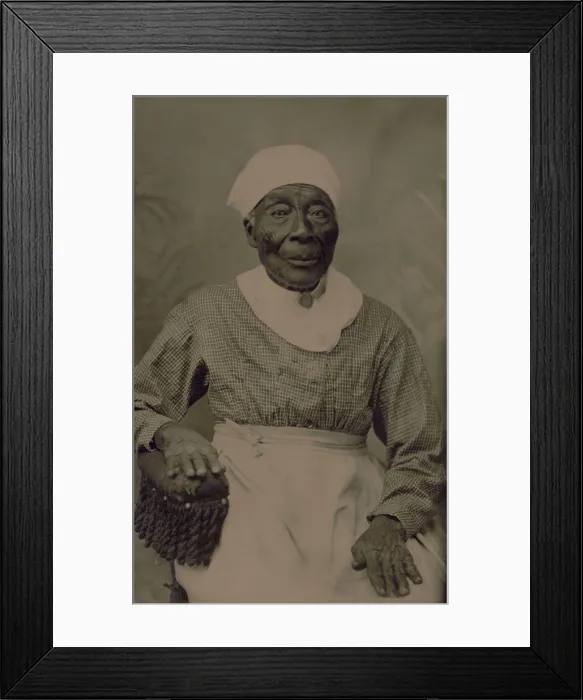 Framed Print : Hannah Richards of Athens, Tennessee, in a 1870 photograph. Born a slave around 1800, she was freed in 1826, according to the will of her owner, Gabriel Richards