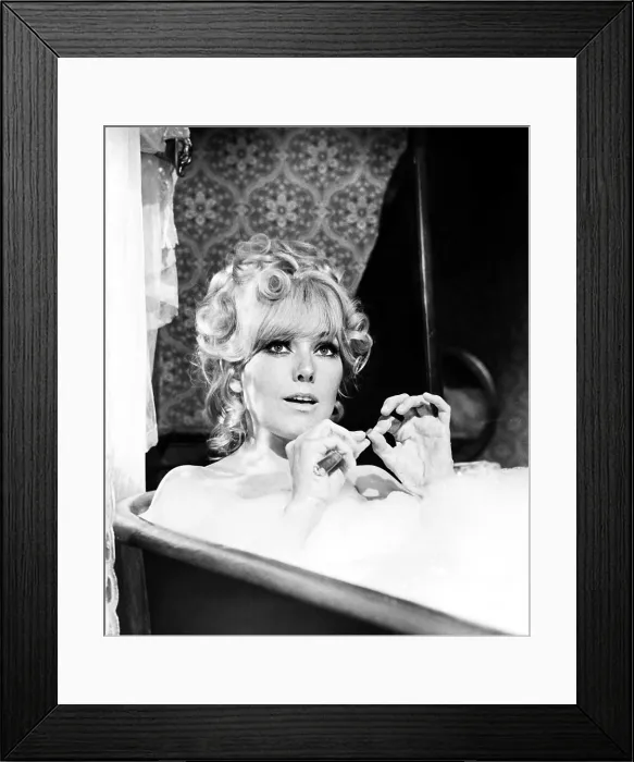 Framed Print : THE GREAT BANK ROBBERY, Kim Novak, 1969 Framed Print : THE GREAT BANK ROBBERY, Kim Novak, 1969