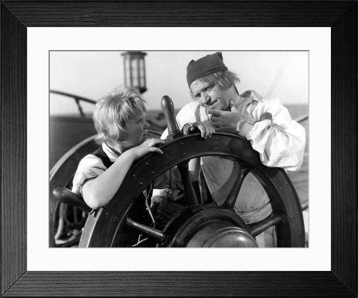 Framed Print : TREASURE ISLAND, Jackie Cooper, Wallace Beery, 1934