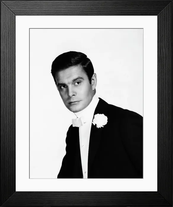 Framed Print : GIGI, Louis Jourdan, 1958