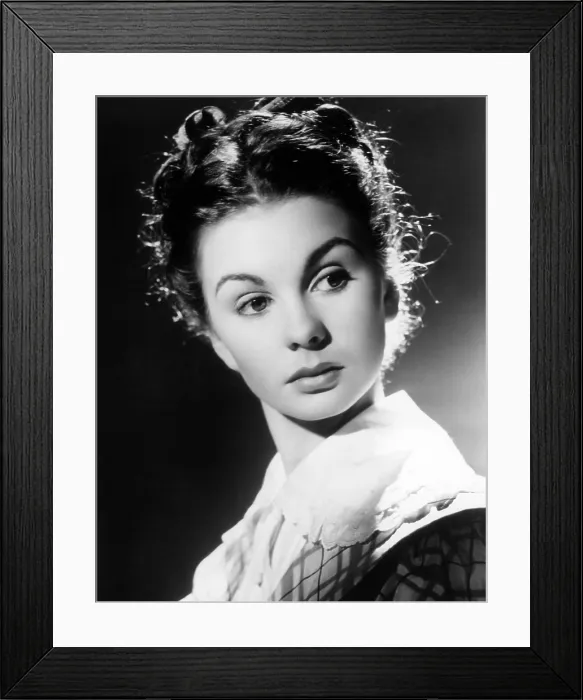 Framed Print : GREAT EXPECTATIONS, Jean Simmons, 1946 Framed Print : GREAT EXPECTATIONS, Jean Simmons, 1946