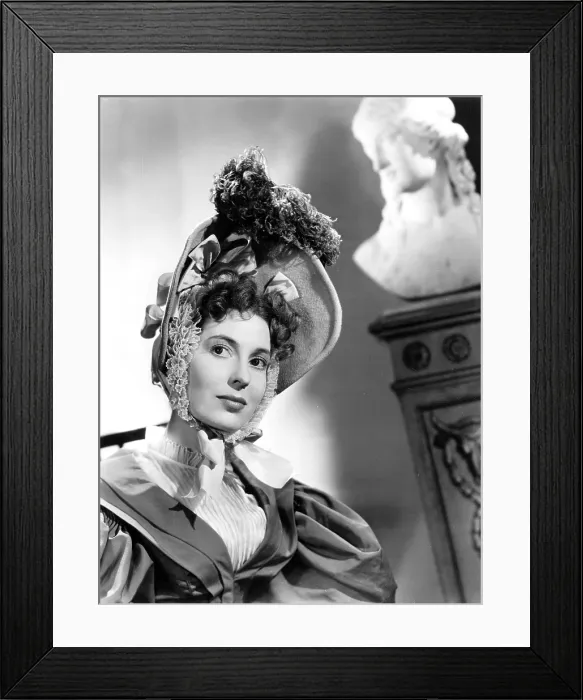 Framed Print : GREAT EXPECTATIONS, Valerie Hobson, 1946 Framed Print : GREAT EXPECTATIONS, Valerie Hobson, 1946