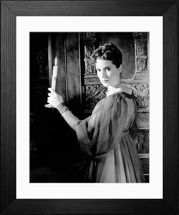 Framed Print : GREAT EXPECTATIONS, Valerie Hobson, 1946 Framed Print : GREAT EXPECTATIONS, Valerie Hobson, 1946