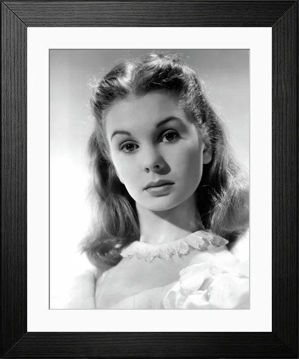 Framed Print : GREAT EXPECTATIONS, Jean Simmons, 1946