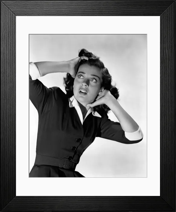 Framed Print : THE UNSEEN, Gail Russell, 1945