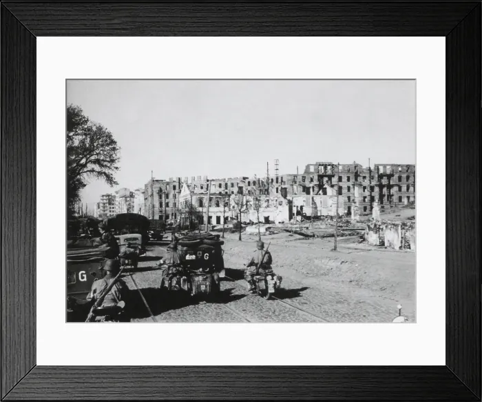 Framed Print : German Center army captured Minsk on June 25, 1941, in Operation Barbarossa