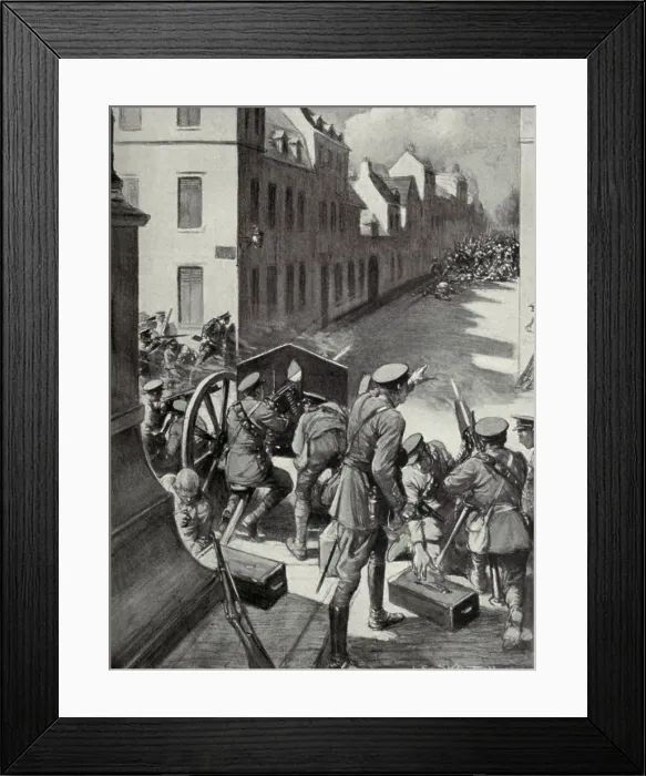 Framed Print : World War 1. At Landrecies, France, British machine guns fire on a German column advancing in a narrow street Framed Print : World War 1. At Landrecies, France, British machine guns fire on a German column advancing in a narrow street