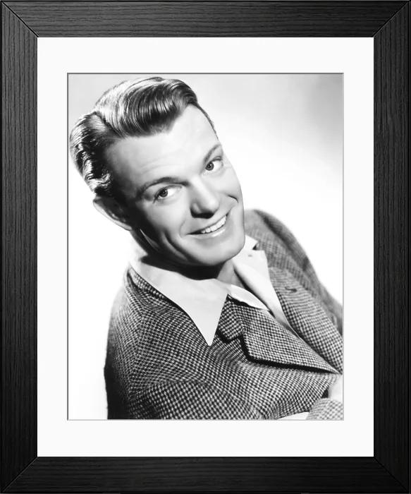 Framed Print : TOPPER RETURNS, Dennis O'Keefe, 1941 Framed Print : TOPPER RETURNS, Dennis O'Keefe, 1941