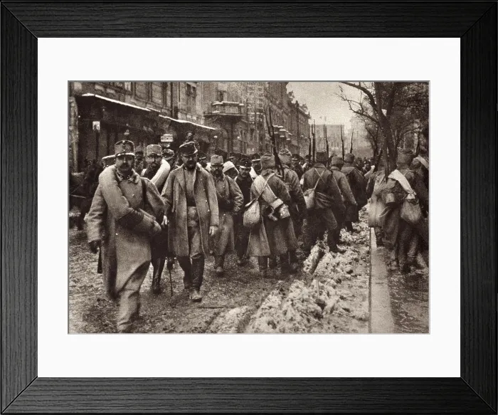 Framed Print : World War 1. Some of the 130, 000 Austrians prisoners of war (at right) march by advancing Russian troops when Prezemysl was first taken by the Russian forces. Ca. 1914-15 Framed Print : World War 1. Some of the 130, 000 Austrians prisoners of war (at right) march by advancing Russian troops when Prezemysl was first taken by the Russian forces. Ca. 1914-15