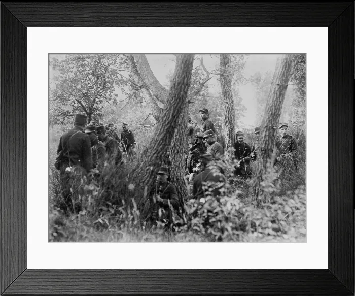 Framed Print : World War 1. French soldiers in woods, during the first months of the war. Possibly during the Battle of the Marne. Ca. September 6-12, 1914