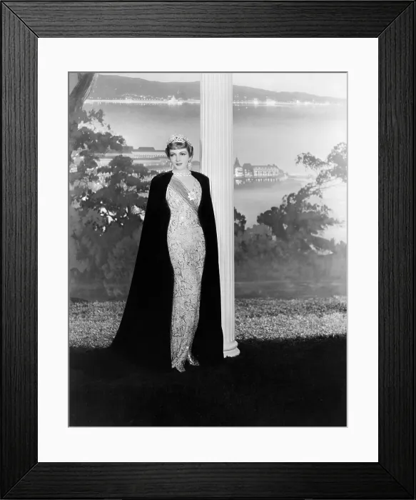 Framed Print : TOVARICH, Claudette Colbert, 1937 Framed Print : TOVARICH, Claudette Colbert, 1937