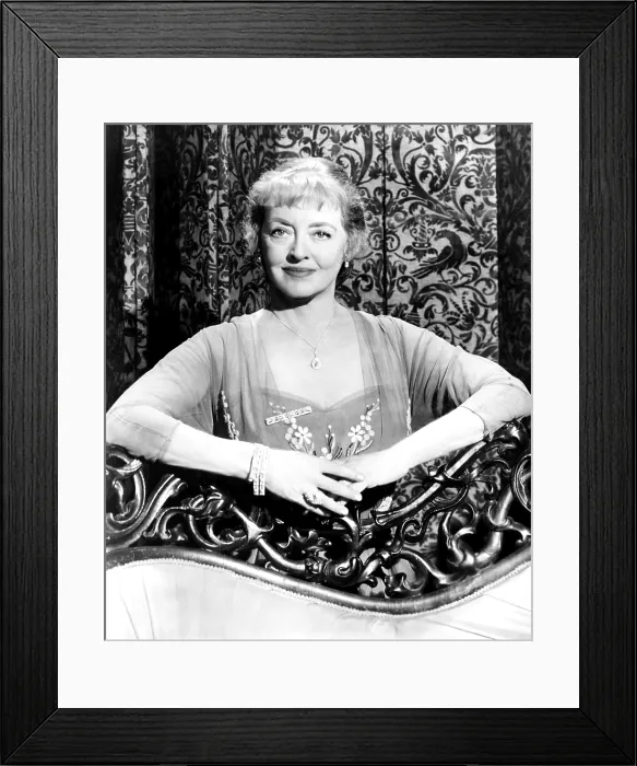 Framed Print : HUSH... HUSH, SWEET CHARLOTTE, Bette Davis, 1964, TM & Copyright 20th Century Fox Film Corp. / courtesy Everett Collection