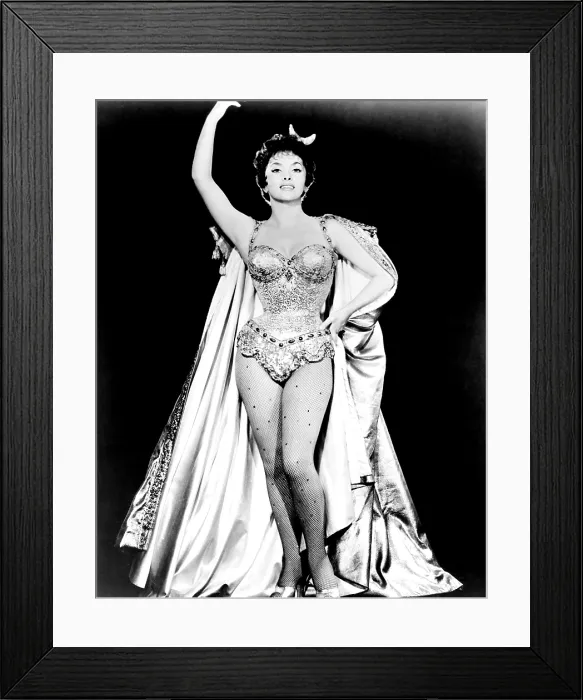 Framed Print : TRAPEZE, Gina Lollobrigida, 1956 Framed Print : TRAPEZE, Gina Lollobrigida, 1956