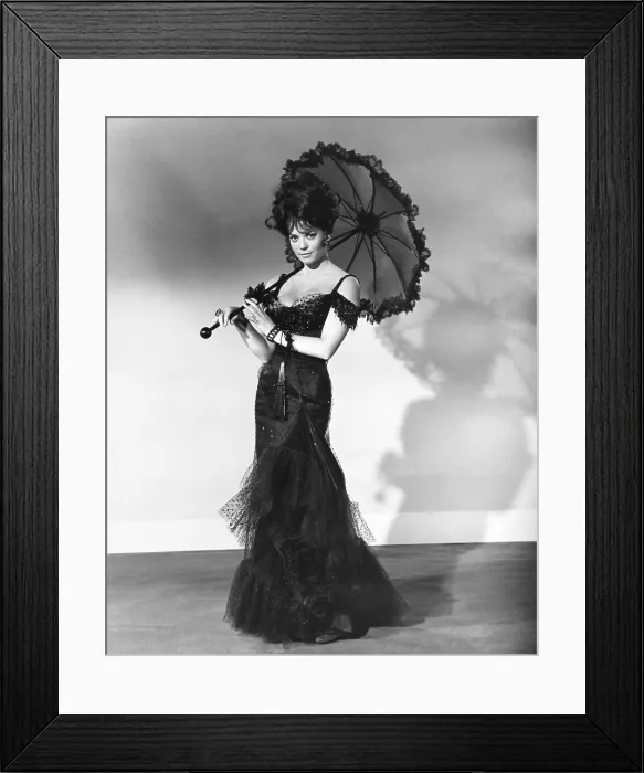 Framed Print : THE GREAT RACE, Natalie Wood, 1965 Framed Print : THE GREAT RACE, Natalie Wood, 1965