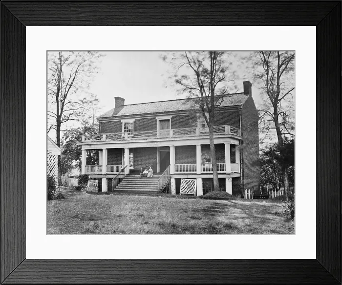 Framed Print : US Civil War. Confederate Gen. Robert E. Lee surrendered to Union Gen. Ulysses Grant in the McLeans House, at Appomattox, Virginia, April 9, 1865