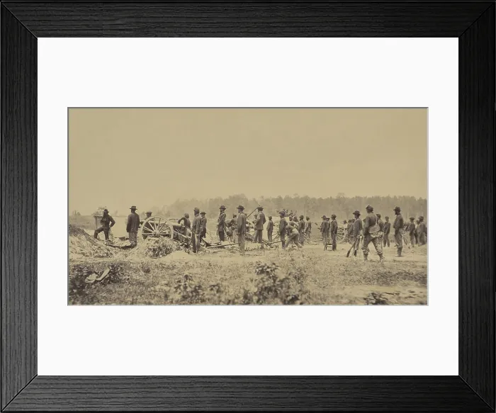 Framed Print : US Civil War, Petersburg Campaign, June 9, 1864 to March 25, 1865. At Petersburg, four crews of Pennsylvania artillerymen stand still for group photo Framed Print : US Civil War, Petersburg Campaign, June 9, 1864 to March 25, 1865. At Petersburg, four crews of Pennsylvania artillerymen stand still for group photo