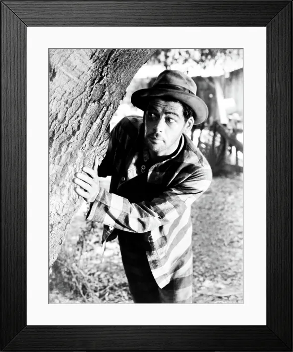 Framed Print : I AM A FUGITIVE FROM A CHAIN GANG, Paul Muni, 1932