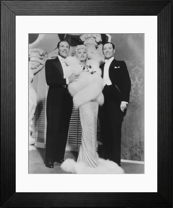 Framed Print : GOIN TO TOWN, from left: Paul Cavanagh, Mae West, Ivan Lebedeff, 1935