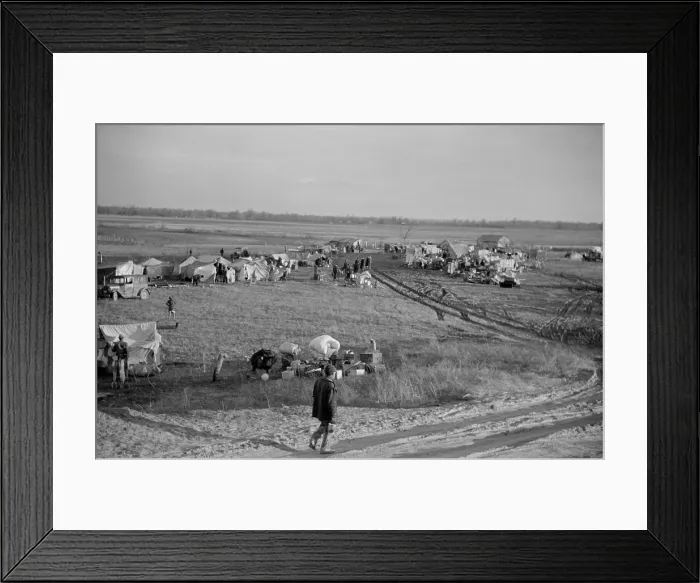 Framed Print : Protesting sharecroppers were moved to remote spillway, Missouri, 1939