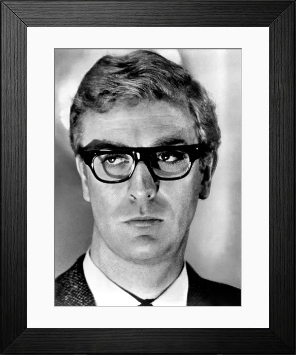 Framed Print : THE IPCRESS FILE, Michael Caine, 1965 Framed Print : THE IPCRESS FILE, Michael Caine, 1965