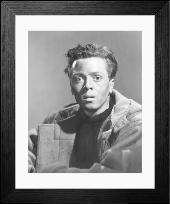 Framed Print : IN WHICH WE SERVE, Richard Attenborough, 1942