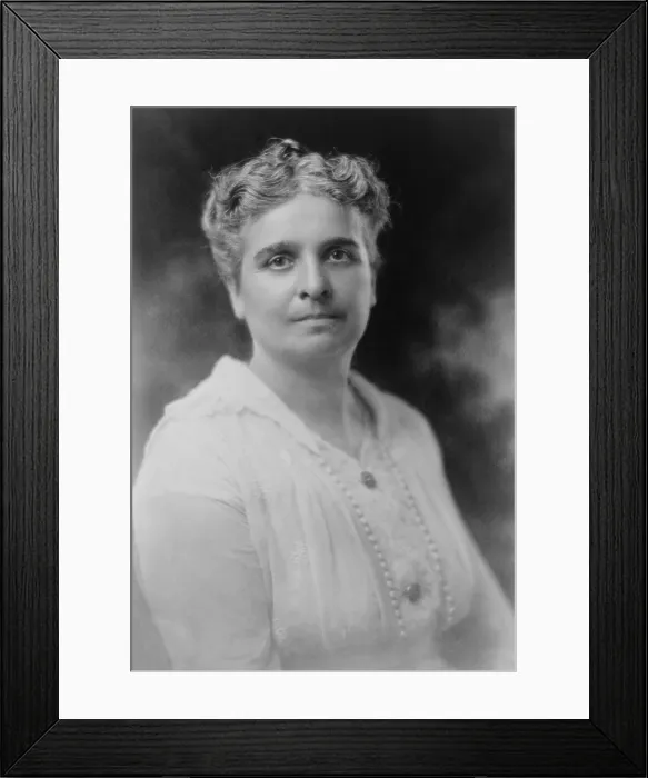 Framed Print : Margaret Dreier Robins, was President of the Women's Trade Union League from 1909-24 (BSLOC_2016_8_46)
