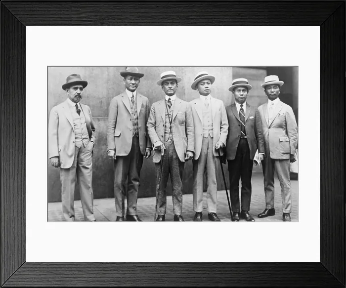 Framed Print : Manuel Luis Quezon, (3rd from left) with representatives from the Philippine Independence Mission. June 20, 1924. It was one of many such missions in the 1920s and 1930s Framed Print : Manuel Luis Quezon, (3rd from left) with representatives from the Philippine Independence Mission. June 20, 1924. It was one of many such missions in the 1920s and 1930s