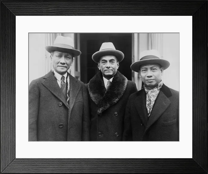 Framed Print : Filipino leaders at the White House after calling on President Calvin Coolidge in 1927