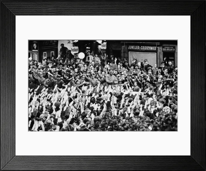 Framed Print : Crowd giving Nazi salute to Adolf Hitler as he stands in an open car during Sudeten liberation'. 1938 (BSLOC_2014_7_19)