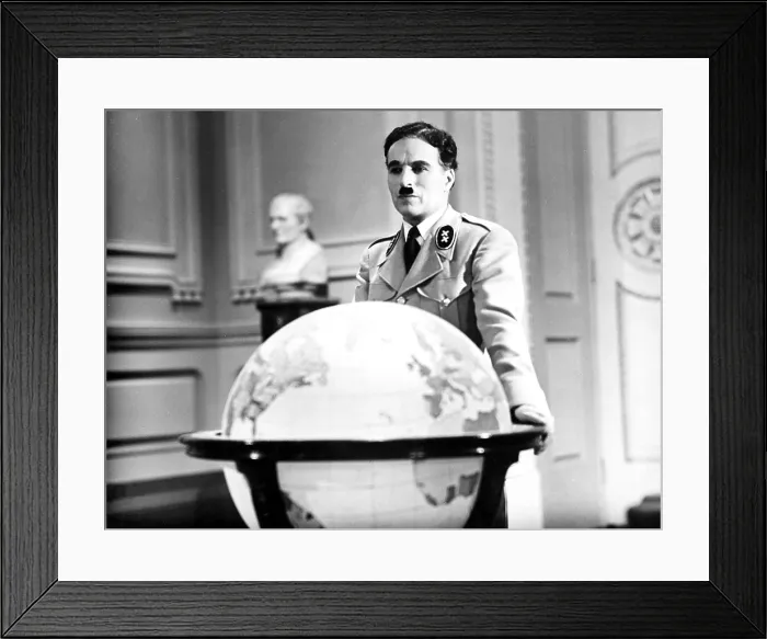 Framed Print : THE GREAT DICTATOR, Charlie Chaplin, 1940 Framed Print : THE GREAT DICTATOR, Charlie Chaplin, 1940