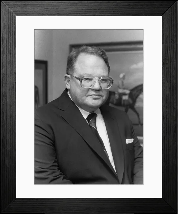 Framed Print : Nelson Bunker Hunt, son of oil tycoon H. L. Hunt. In 1980 he was embroiled in an estimated 2-4-billion-dollar silver speculation with his two brothers, William and Lamar