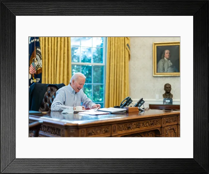 Framed Print : President Joe Biden talks on a speaker phone with British Prime Minister Boris Johnson, from the White House Oval Office, Jan. 23, 2021 (BSLOC_2021_4_11) Framed Print : President Joe Biden talks on a speaker phone with British Prime Minister Boris Johnson, from the White House Oval Office, Jan. 23, 2021 (BSLOC_2021_4_11)