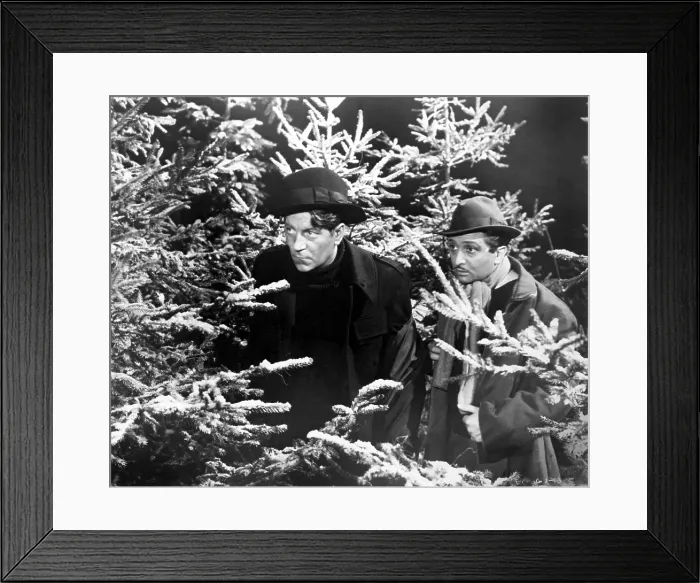 Framed Print : GRAND ILLUSION, Jean Gabin, Marcel Dalio, 1937