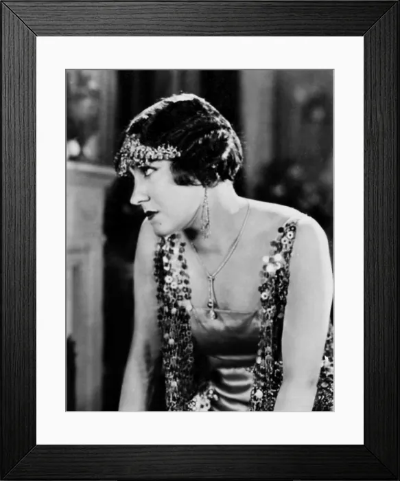 Framed Print : THE IMPOSSIBLE MRS. BELLEW, Gloria Swanson, 1922 Framed Print : THE IMPOSSIBLE MRS. BELLEW, Gloria Swanson, 1922