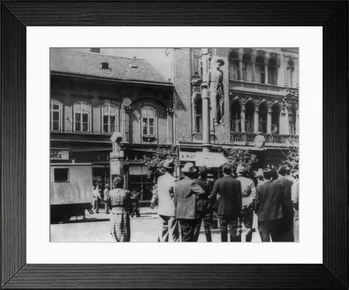 Framed Print : Public hanging of a Serbian martyr in a public square in Belgrade. The victim might one of the partisans who resisted the Fascist client regime. Ca Framed Print : Public hanging of a Serbian martyr in a public square in Belgrade. The victim might one of the partisans who resisted the Fascist client regime. Ca