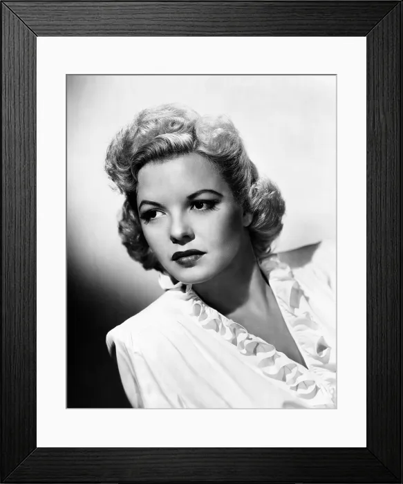 Framed Print : MINISTRY OF FEAR, Marjorie Reynolds, 1944