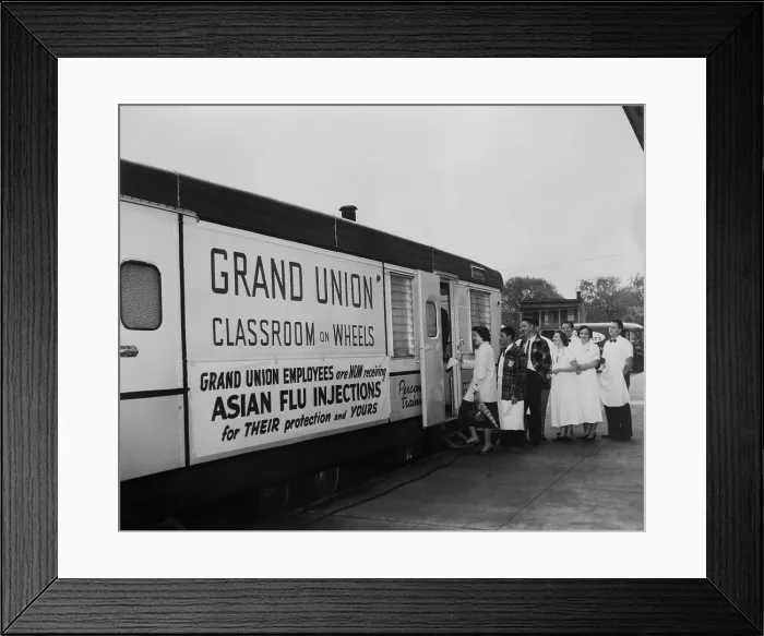 Framed Print : Vaccination of employees against the 1957 Asian Flu pandemic Framed Print : Vaccination of employees against the 1957 Asian Flu pandemic