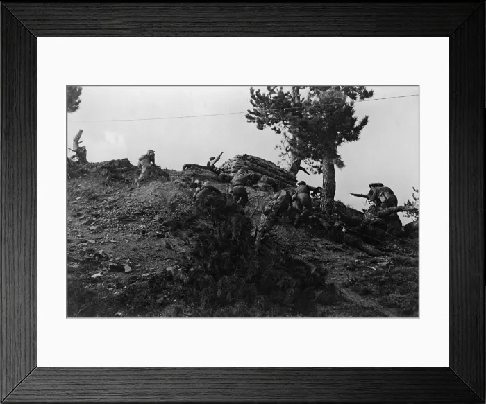Framed Print : Greek soldiers charging against strongholds on Nieska Hill during the Greek Civil War. Ca. 1948-49. - (BSLOC_2014_15_229) Framed Print : Greek soldiers charging against strongholds on Nieska Hill during the Greek Civil War. Ca. 1948-49. - (BSLOC_2014_15_229)