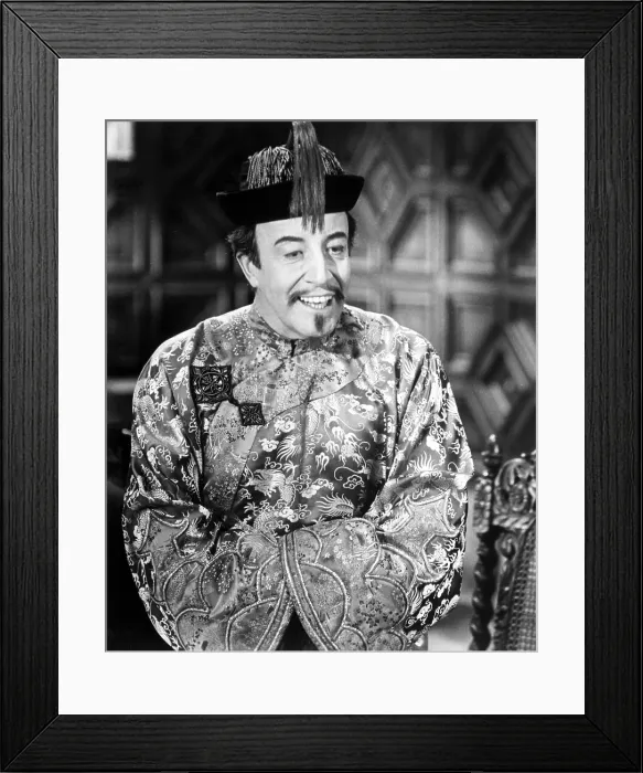 Framed Print : MURDER BY DEATH, Peter Sellers, 1976