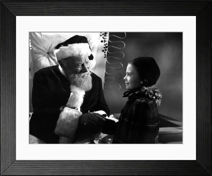 Framed Print : MIRACLE ON 34TH STREET, Edmund Gween, Natalie Wood, 1947, TM & Copyright (c) 20th Century Fox Film Corp. All rights reserved Framed Print : MIRACLE ON 34TH STREET, Edmund Gween, Natalie Wood, 1947, TM & Copyright (c) 20th Century Fox Film Corp. All rights reserved