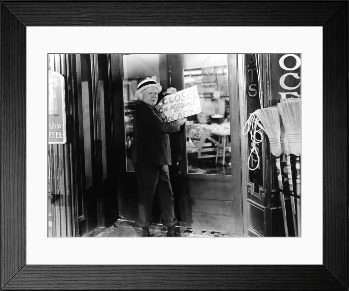 Framed Print : IT'S A GIFT, W.C. Fields, 1934