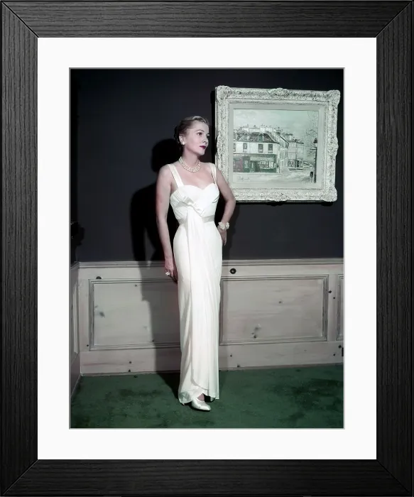 Framed Print : SERENADE, Joan Fontaine, 1956