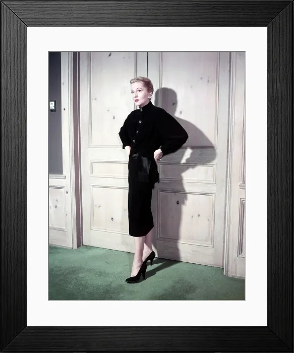 Framed Print : SERENADE, Joan Fontaine, 1956