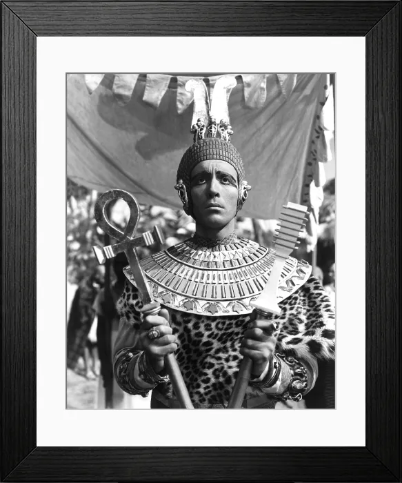 Framed Print : THE MUMMY, Christopher Lee, 1959