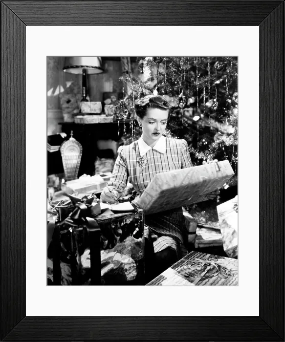 Framed Print : THE MAN WHO CAME TO DINNER, Bette Davis, 1942
