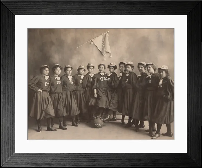 Framed Print : Carlisle Indian Industrial School womens basketball team, 1903