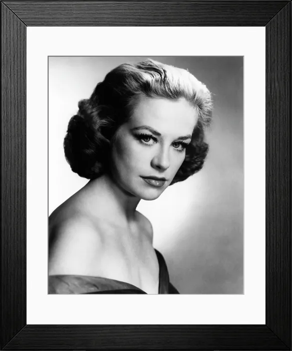 Framed Print : THE MISTRESS (aka NACHTS AUF DENN STRASEN), Hildegard Knef, 1952