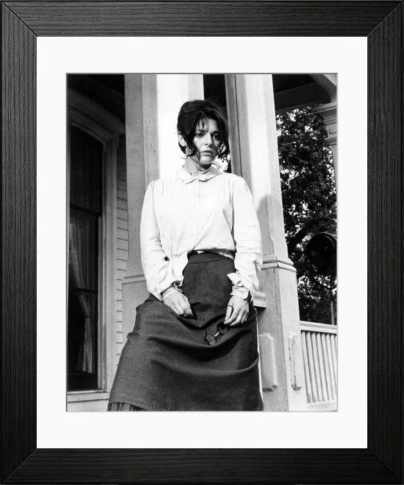 Framed Print : THE MIRACLE WORKER, Anne Bancroft, 1962 Framed Print : THE MIRACLE WORKER, Anne Bancroft, 1962