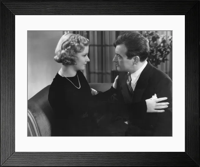 Framed Print : THE MAN WHO RECLAINED HIS HEAD, from left: Joan Bennett, Claude Rains, 1934